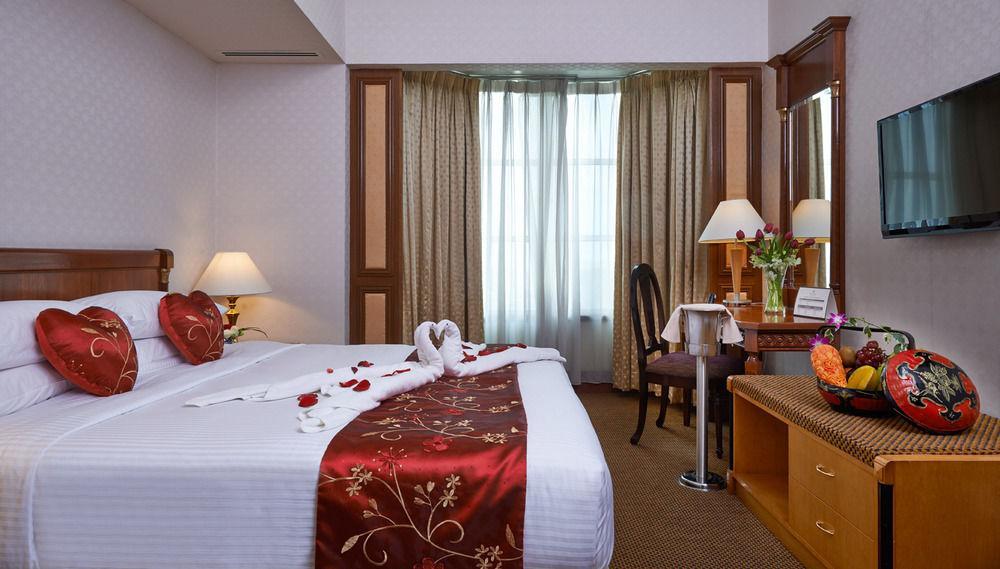 Grand Swiss-Belhotel Melaka Экстерьер фото